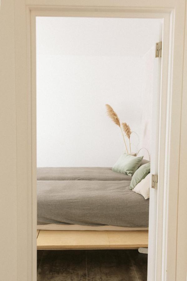Saone Guesthouse & Coworking Ерисейра Екстериор снимка